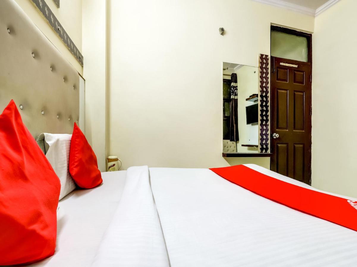 Oyo 75948 Hotel Tushar Continental New Delhi Exteriör bild